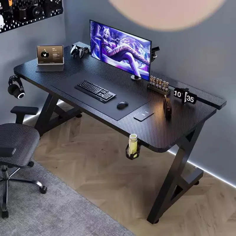 Desk Setup Art - مكاتب كمبيوتر سوداء بسيطة بتصميم إعداد