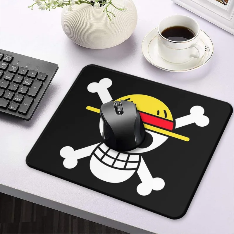 الكرتون قطعة واحدة لوفي الجمجم - مراجعة Desk Setup Rug وسعره